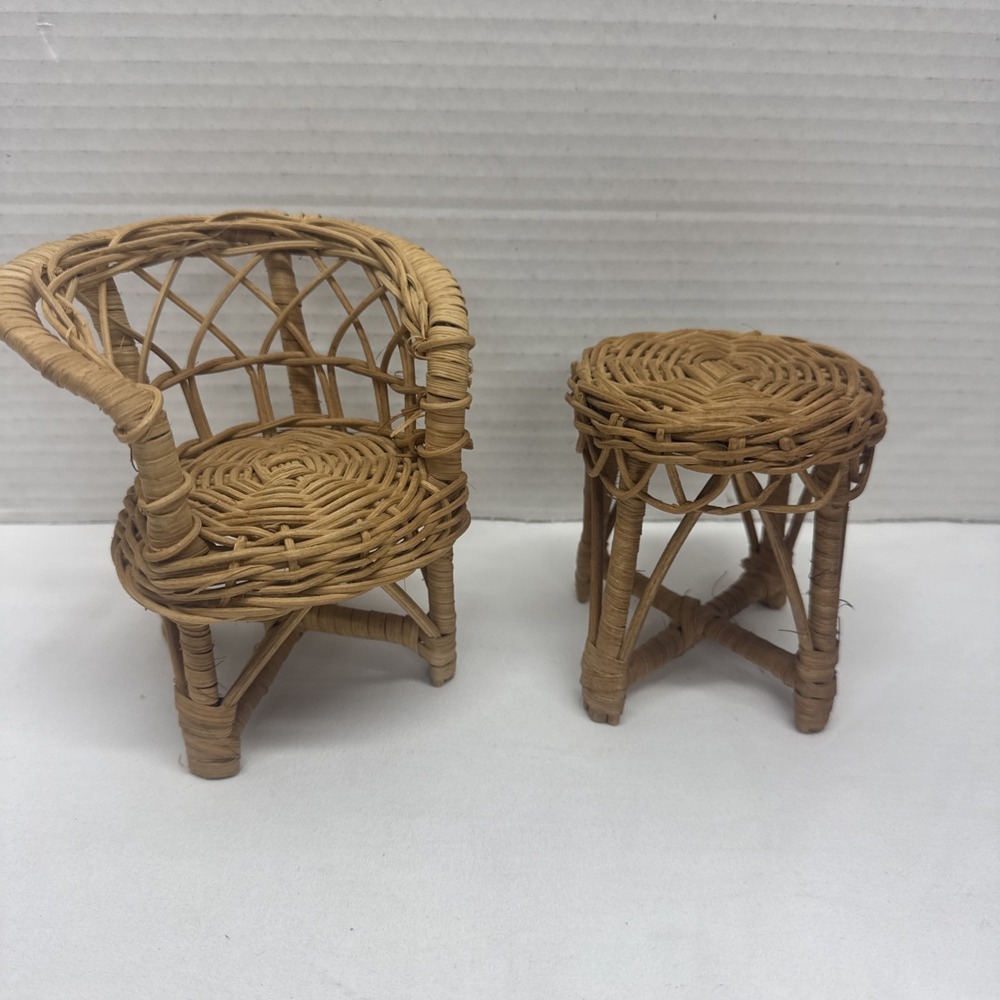 Vintage Wicker Doll Chair & Table Furniture Barbie Dolls Bears Hong Kong